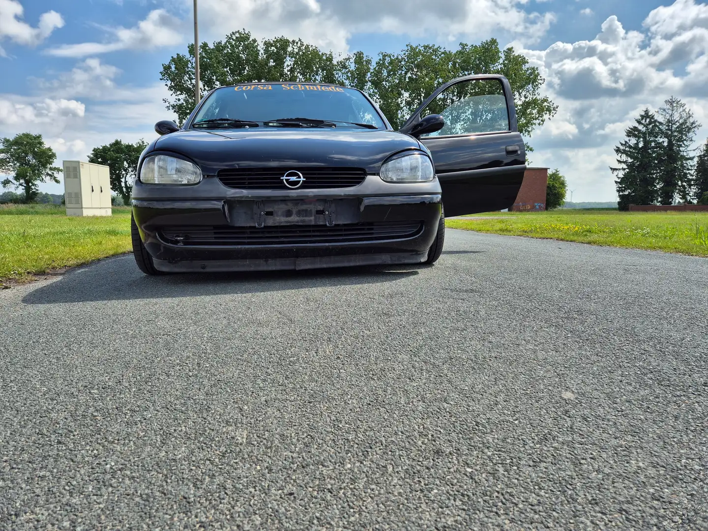 Opel Corsa Noir - 1