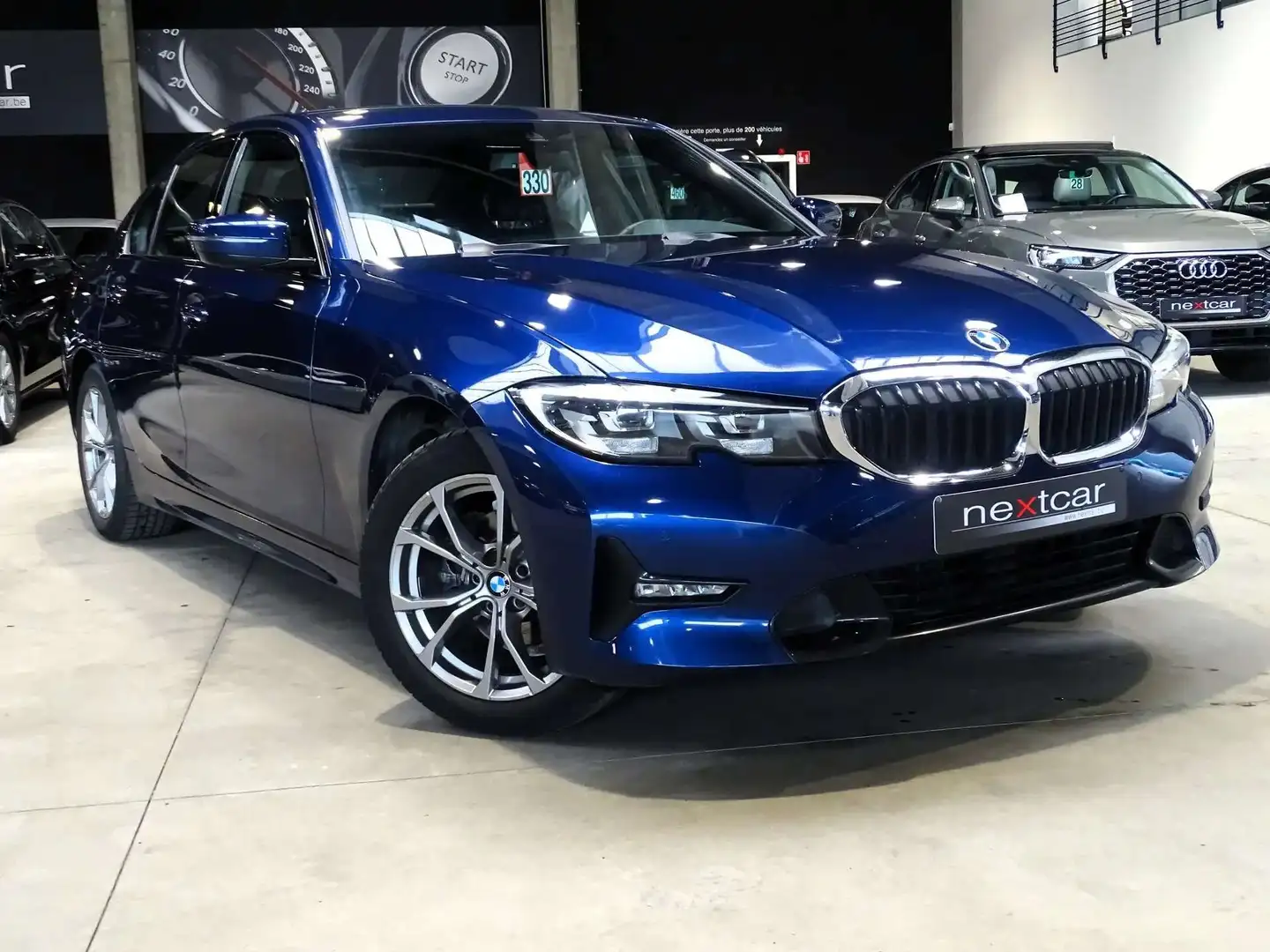BMW 318 dA Berline Sportline *CUIR SPORT-LED-NAVI-PARKING* Bleu - 2