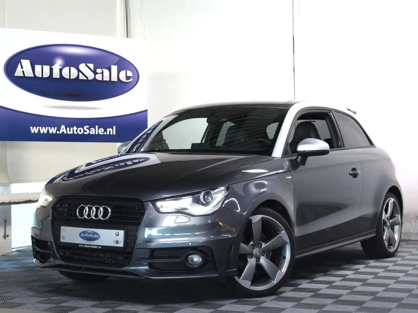 Audi A1 1.4 TFSI 185pk S-Line SCHAALSTOELEN KEYLS NAV BT X Zlatna - 1