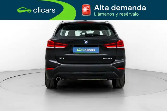 BMW X1 view 4