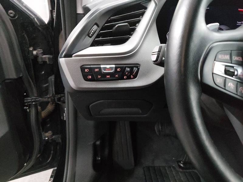 BMW 118 dA Advantage NAVI LED SHZ HUD RFK — photo 13