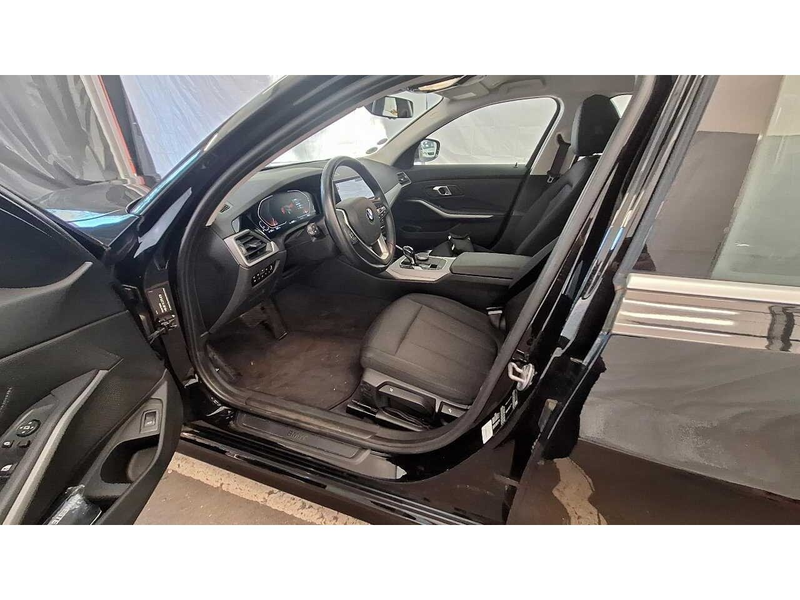 BMW 318 i Touring Advantage El.Heckkl. Key LED Lane — photo 8
