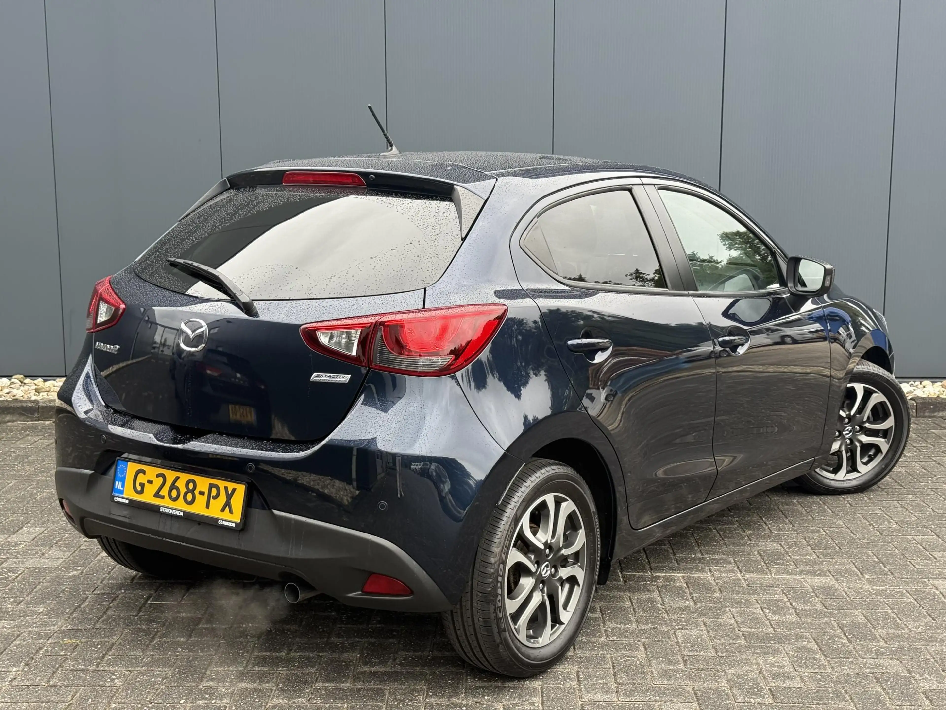 Mazda 2 1.5 Skyactiv-G Skylease GT sensoren achter | Stoel — photo 3