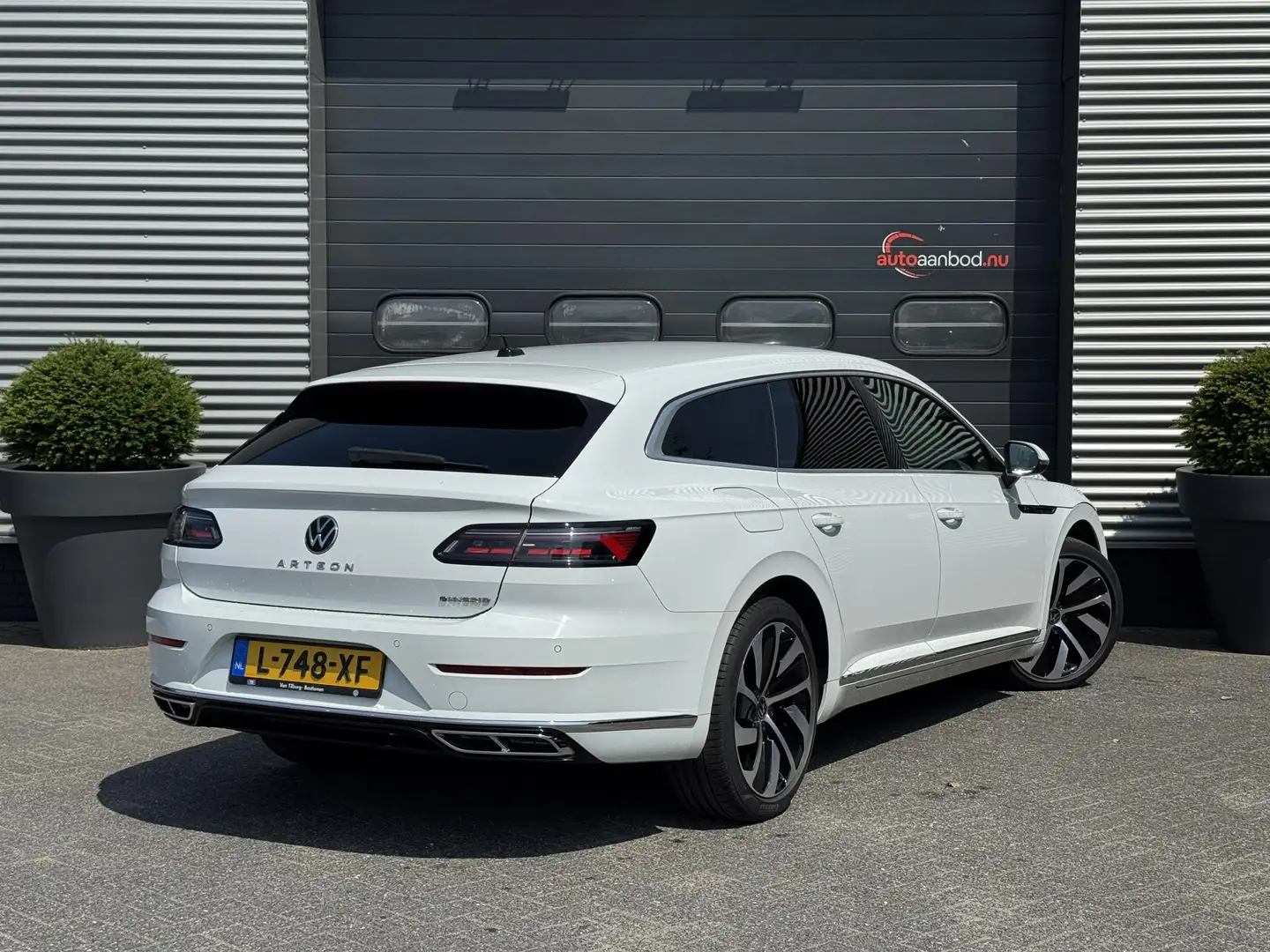 Volkswagen Arteon Shooting Brake 1.4 TSI eHybrid R-Line Business+ | Wit - 2