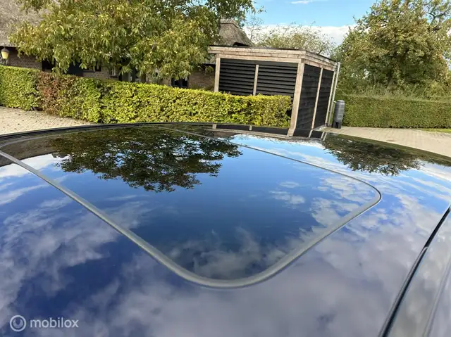 Mercedes-Benz Eqc view 10