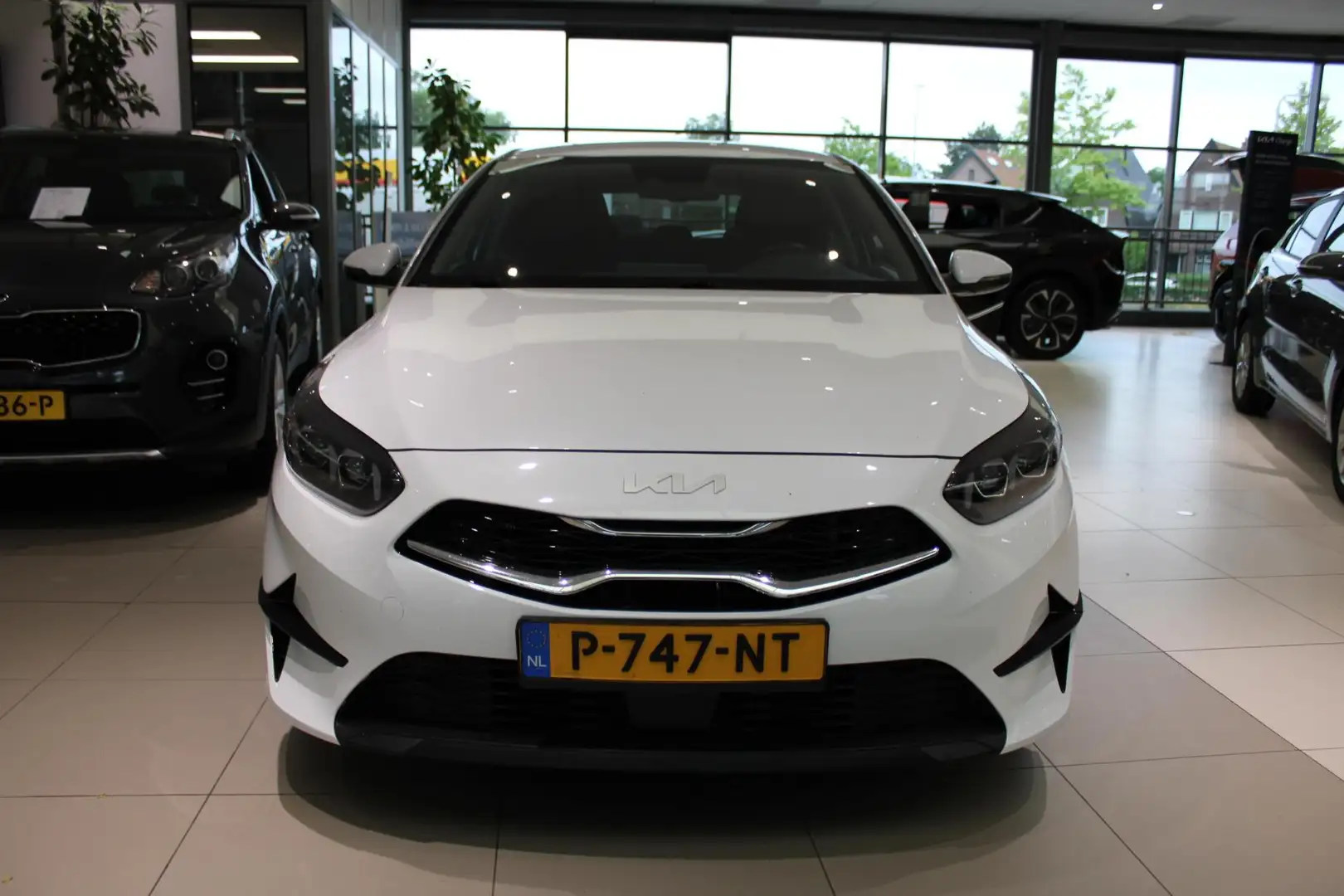 Kia Ceed / cee'd 1.0 T-GDi DynamicPlusLine l Navigatie l Stoelverw Wit - 2