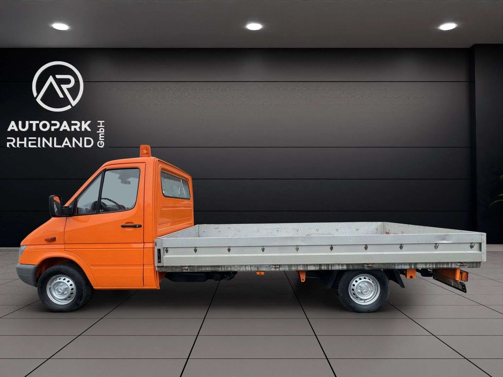 Second hand Mercedes Benz Sprinter 