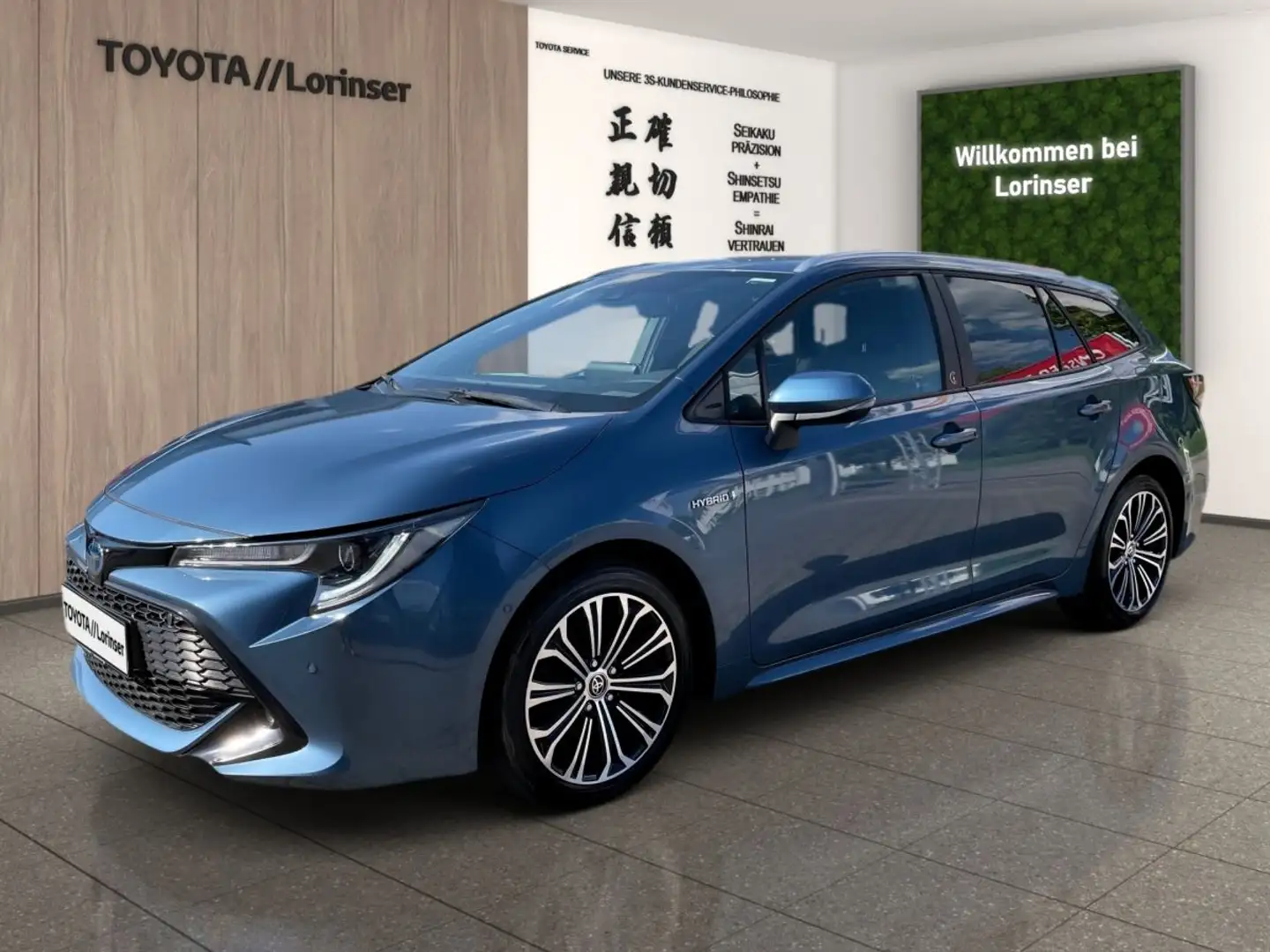 Toyota Corolla Touring Sports Hybrid Team D Modrá - 2