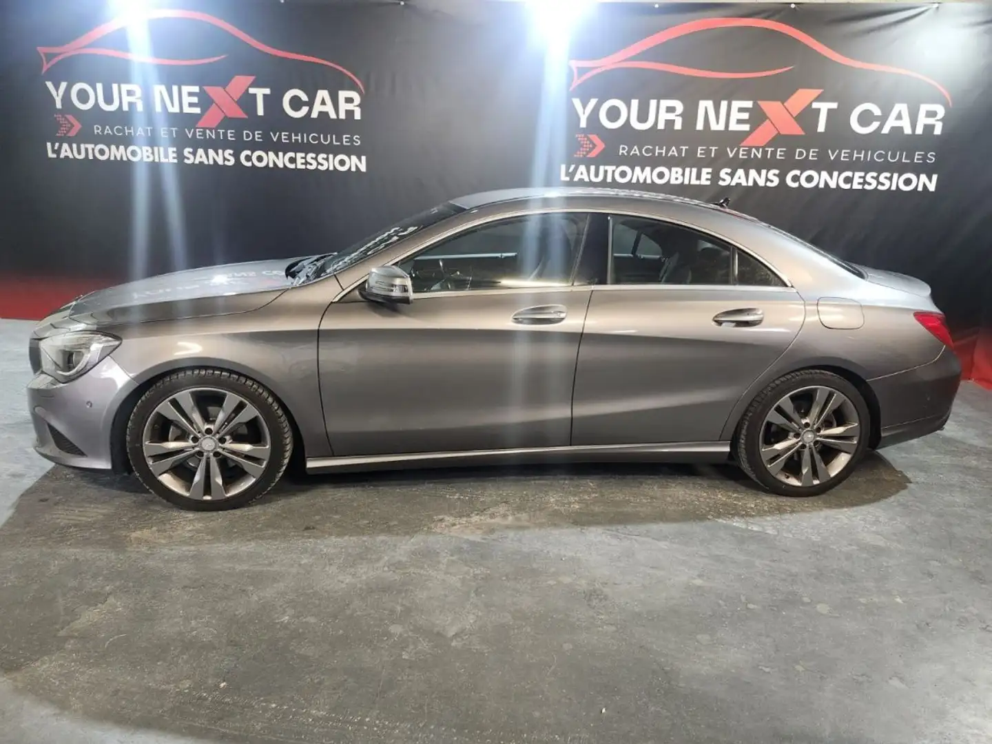 Mercedes-Benz CLA 200 200 d 7-G DCT Sensation Grau - 2