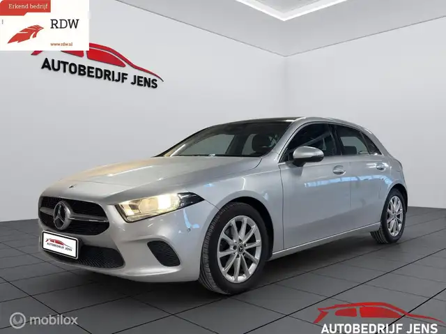 Mercedes-Benz A 180 Premium|Pano|1 jaar garantie
