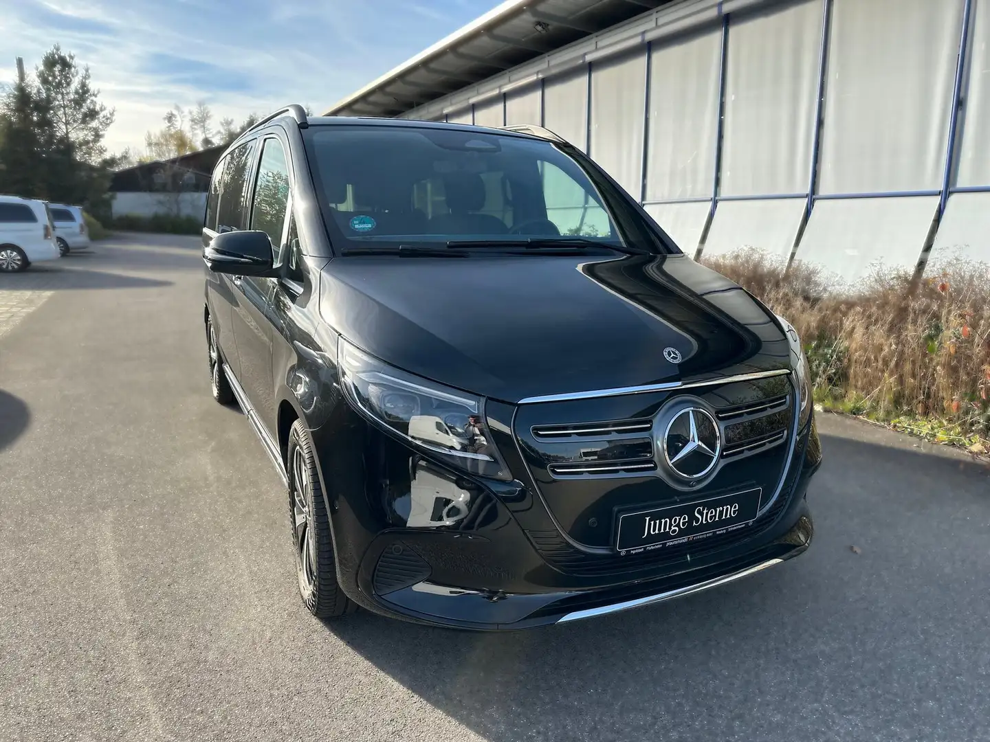 Mercedes-Benz EQV 300 AVANTGARDE Lang+Tisch+LED+Elektr.Sitze Schwarz - 2