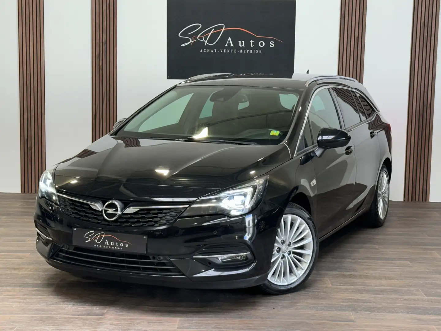 Opel Astra 1.5D * BOITE AUTO * 1ER PROP * FULL OPTIONS * TVA Noir - 1