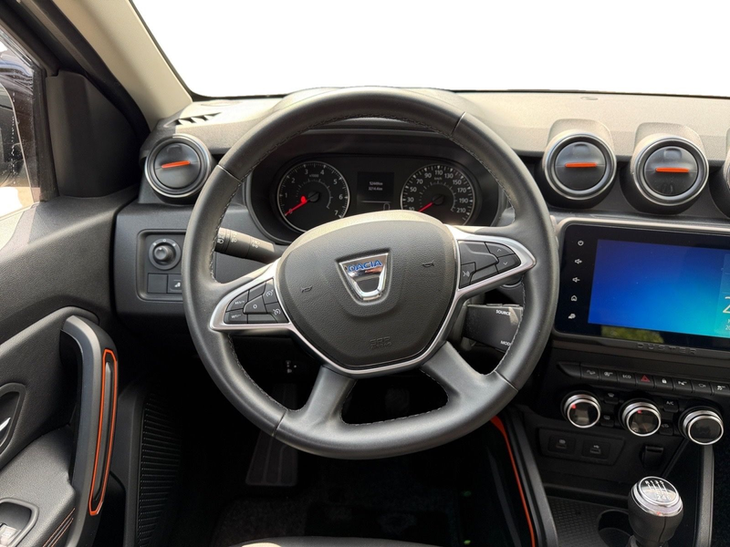Dacia Duster II Sondermodell Extreme Allrad Kamera — photo 12