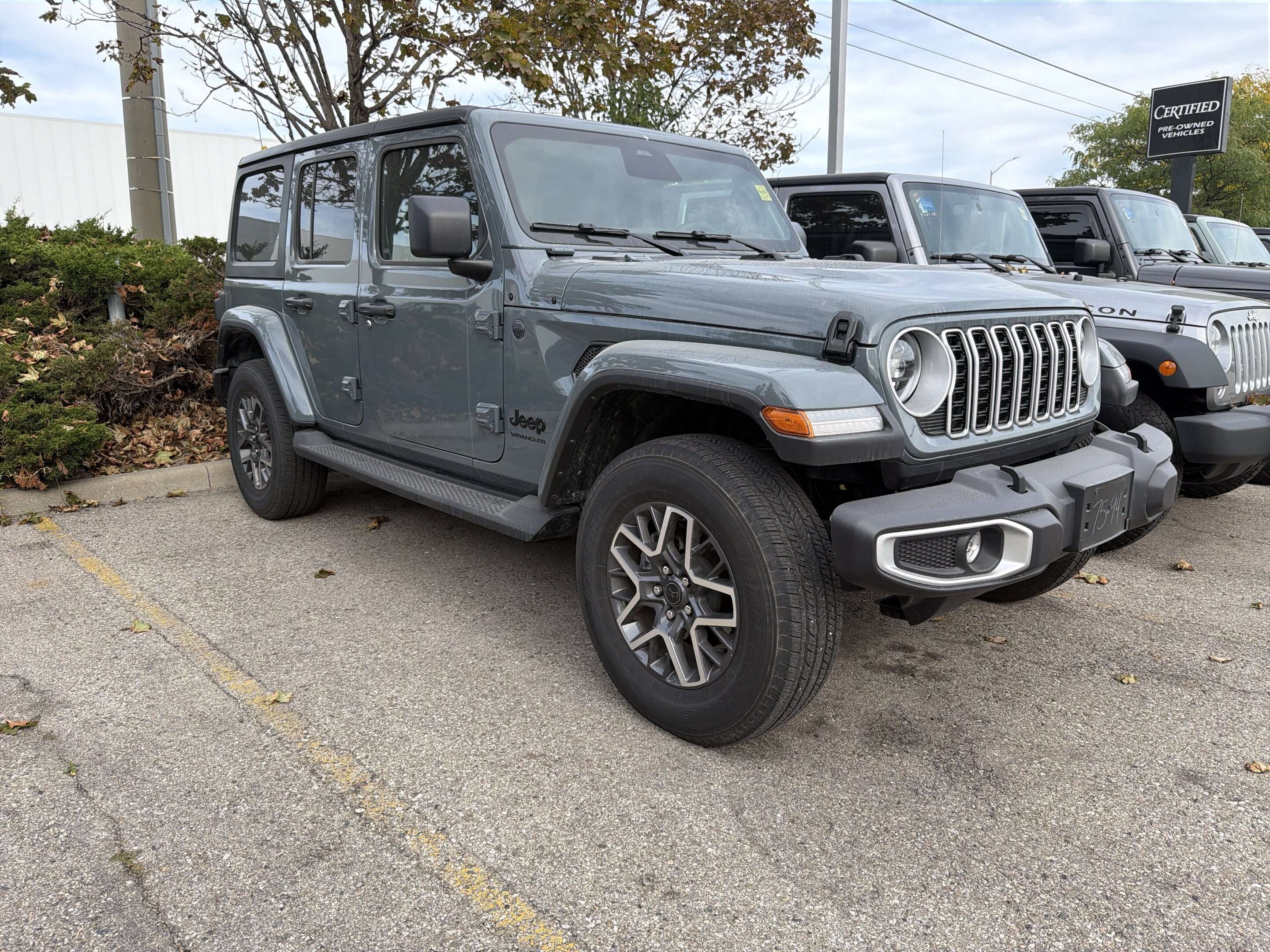 2026 Jeep Wrangler Sahara 4x4 | ONE OWNER | NO ACCIDENTS | LOW KMS