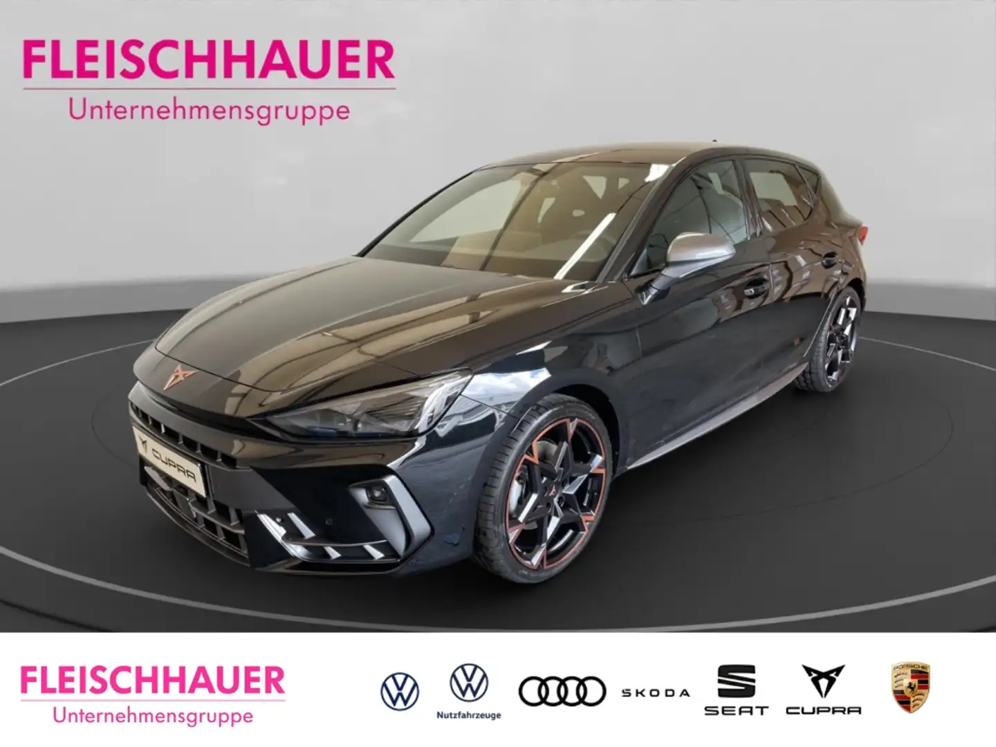CUPRA Leon 1.5 eTSI Dinamica Copper Sennheiser Fahrass. Kamer Černá - 1