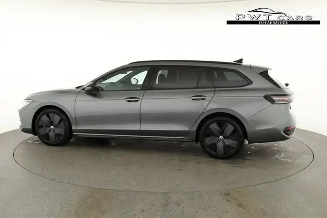 Volkswagen Passat Variant 2.0 TDI 142 kW 4Motion R-Line DSG 4M Black, AHK... Ansicht 35