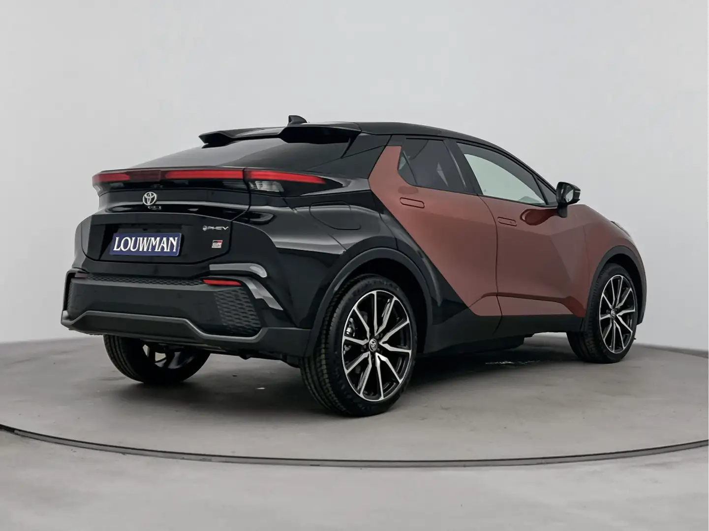 Toyota C-HR 2.0 Plug-in Hybrid 220 GR SPORT | Apple Carplay & Arancione - 2