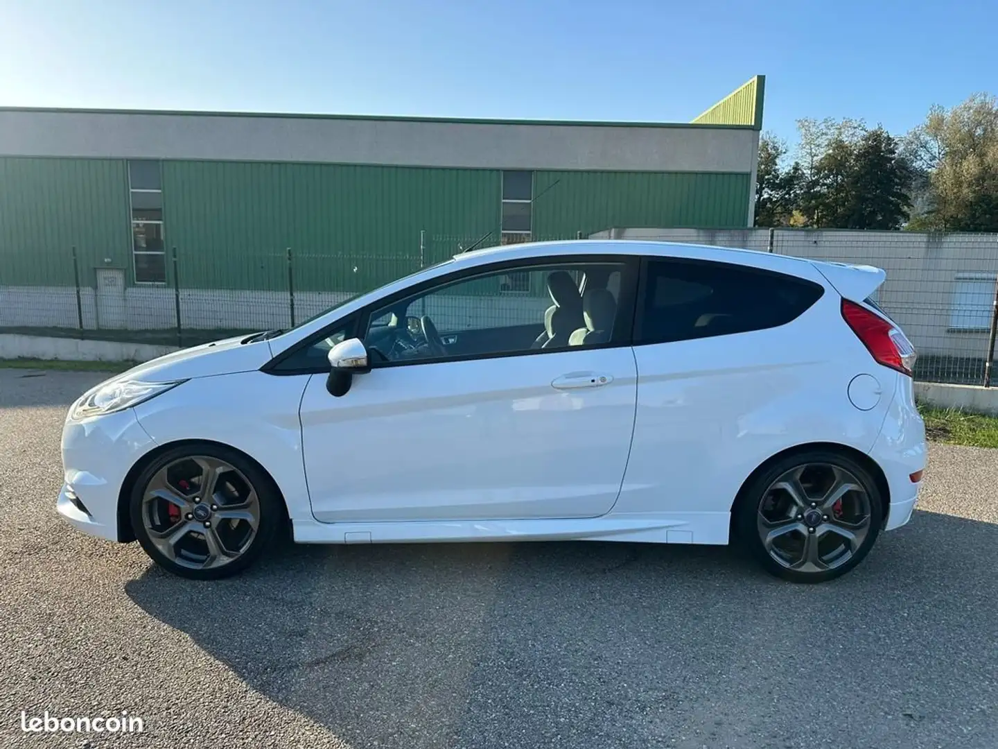 Ford Fiesta Fiesta 1.6 EcoBoost 182 ST Wit - 2