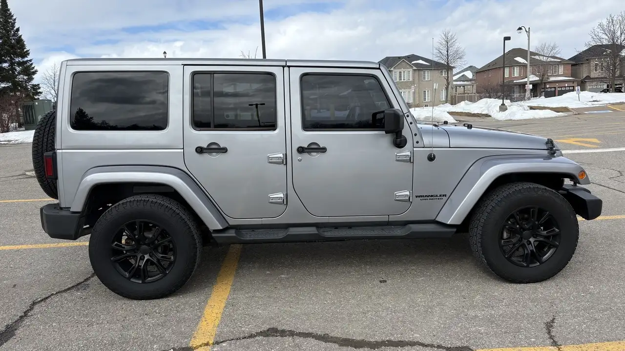 Jeep Wrangler снимка Jeep Wrangler