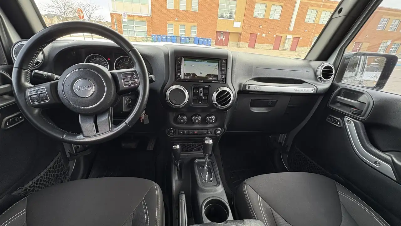 Jeep Wrangler снимка Jeep Wrangler