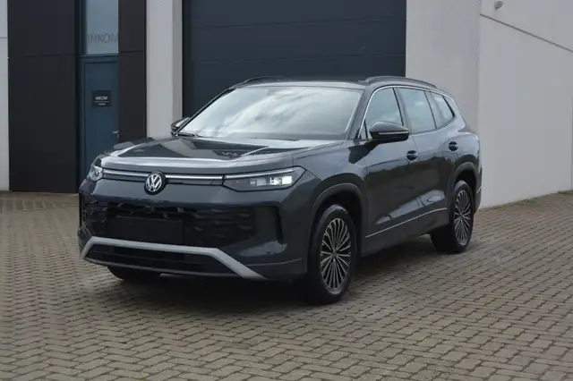 Volkswagen Tayron 1.5eTSI mHEV 7 zitplaatsten - GPS - 360° Camera -Trekhaak - 2026