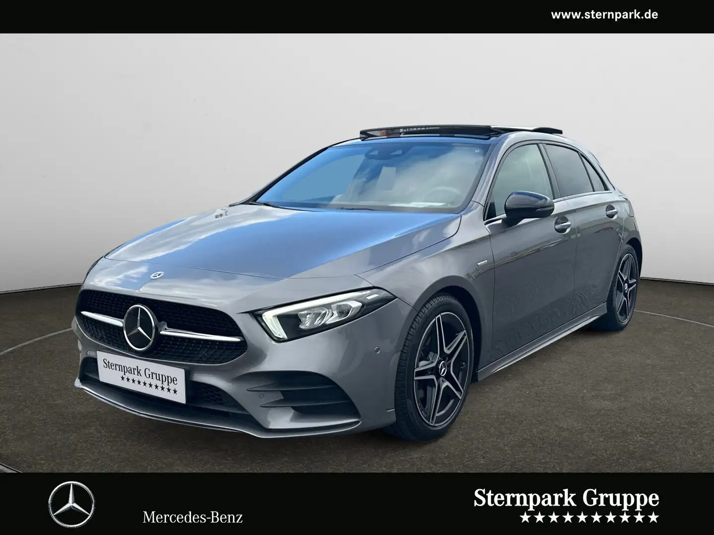 Mercedes-Benz A 180 A 180 AMG Line EDITION PANO*NIGHT*RFK*DISTRONIC* Grau - 1