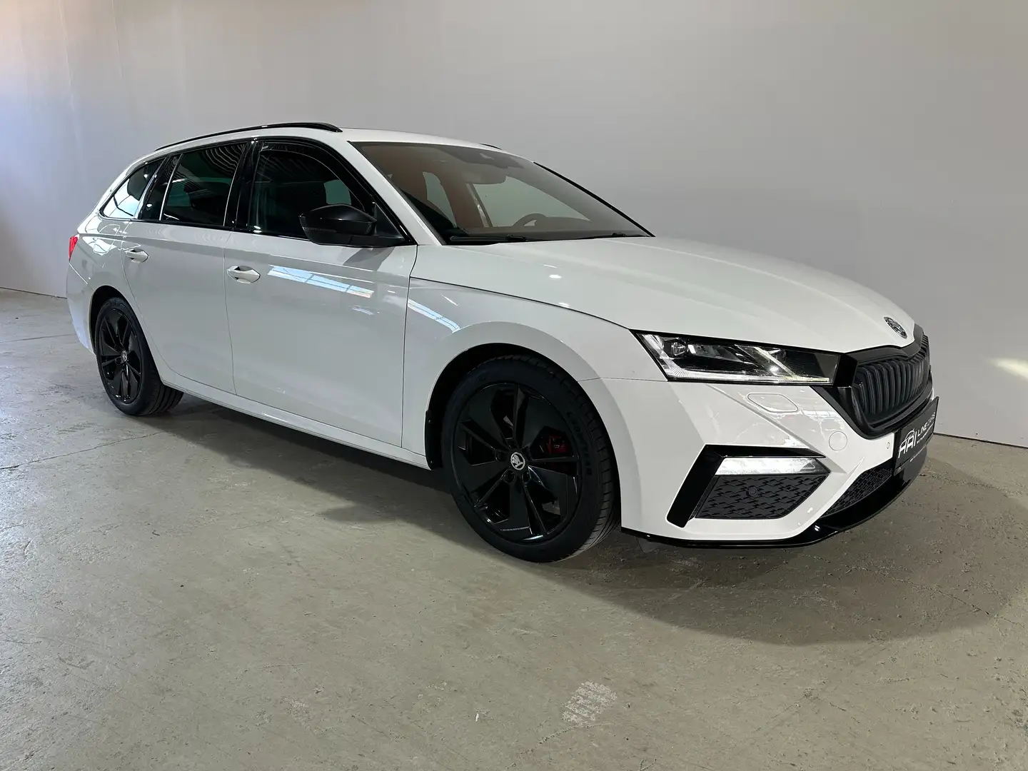 Skoda Octavia Octavia 2,0 TDI RS | Pano | Matrix | AHK | Kamera Blanc - 1