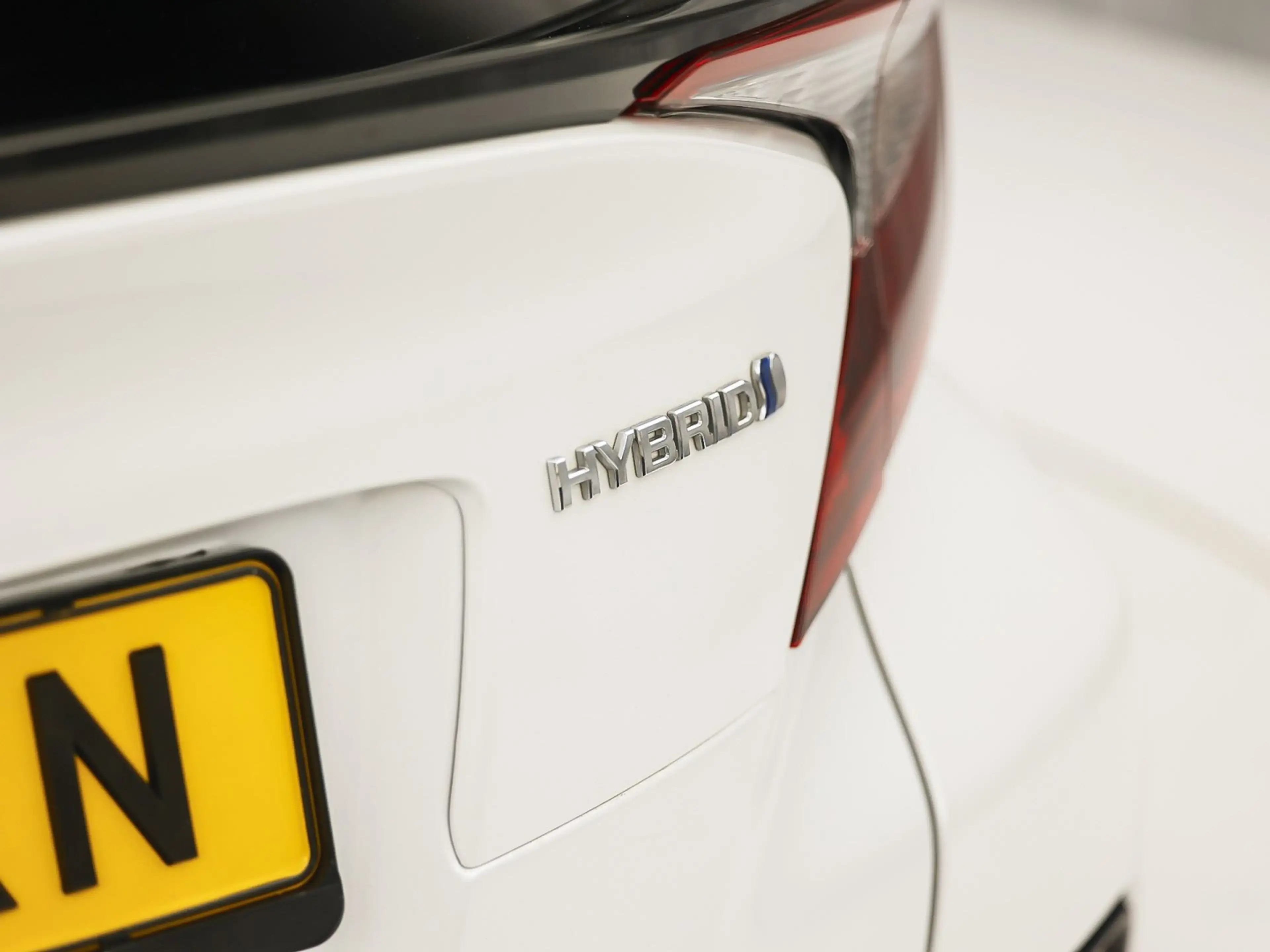 Toyota C-HR 1.8 Hybrid Sport Automaat (GROOT NAVI, CLIMATE, CA — photo 27