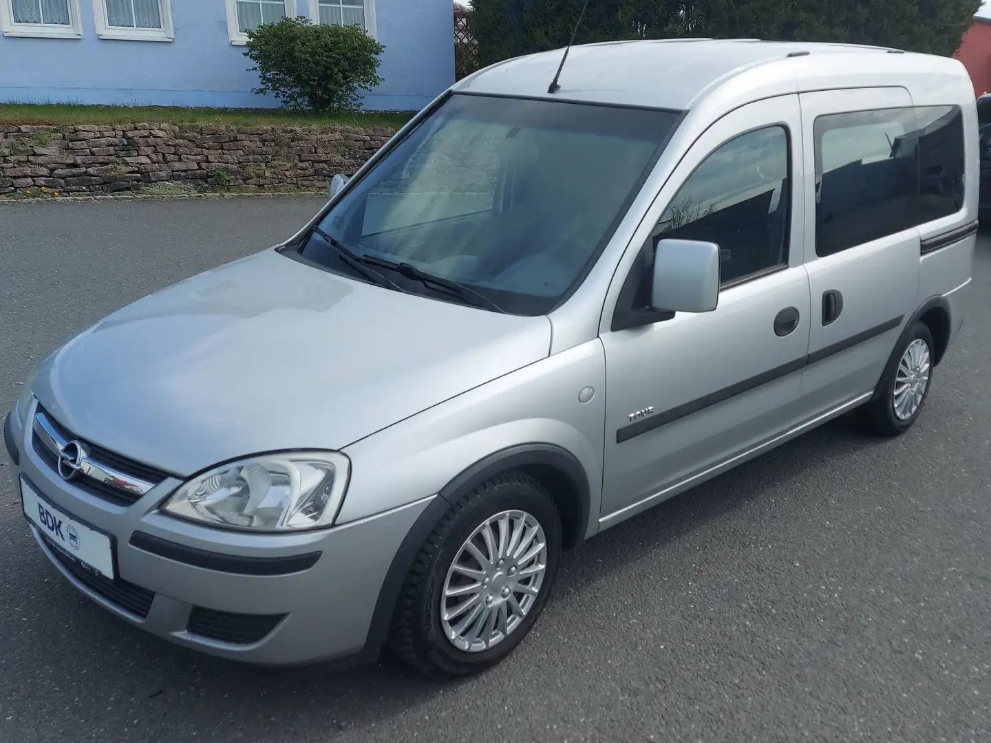 Opel Combo 1.7 Tour.1.Hand,Klima, Sitzheizung,Standheizu,... Gümüş rengi - 1