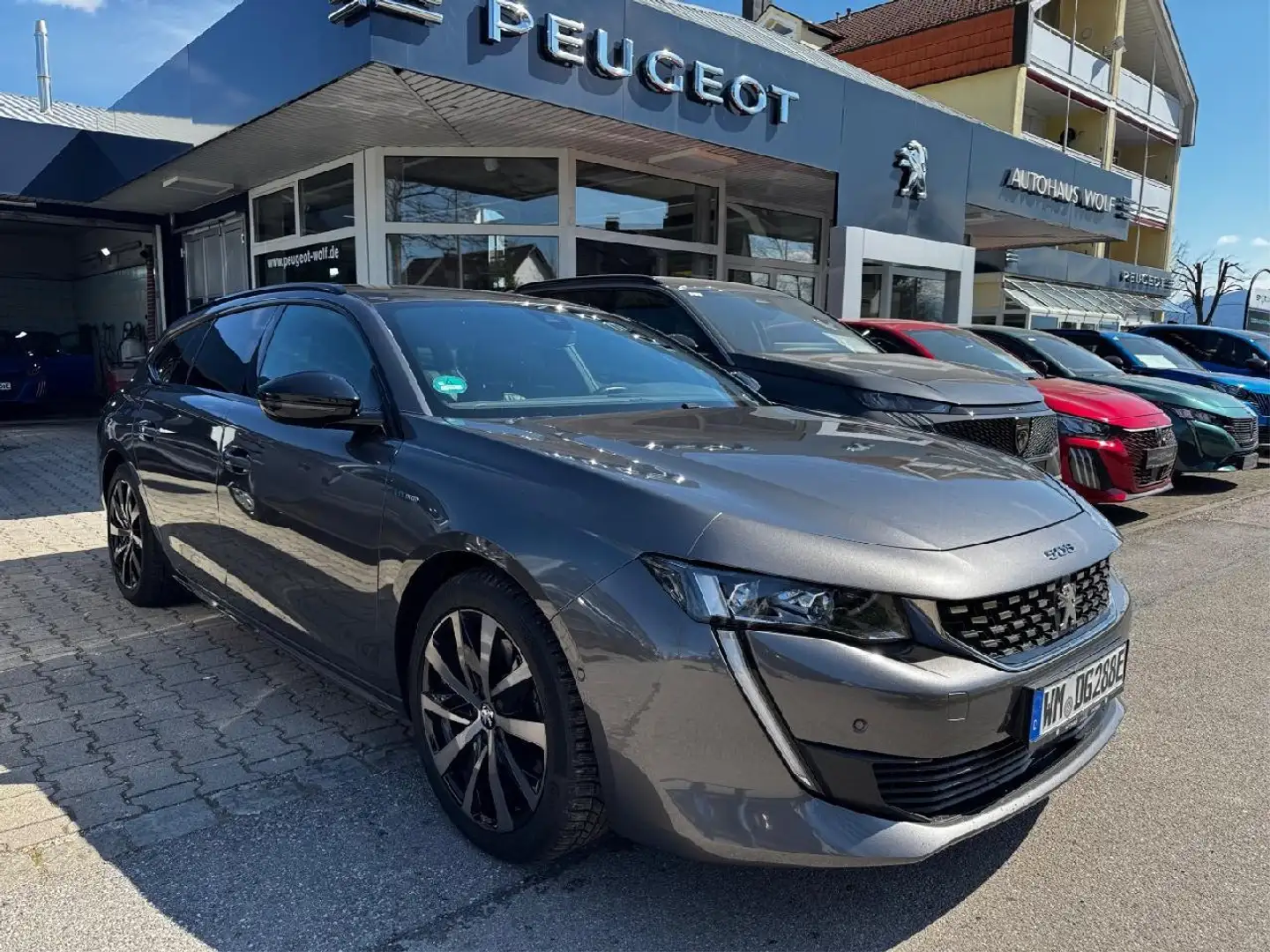 Peugeot 508 SW Hybrid 225 GT Pack Grau - 1