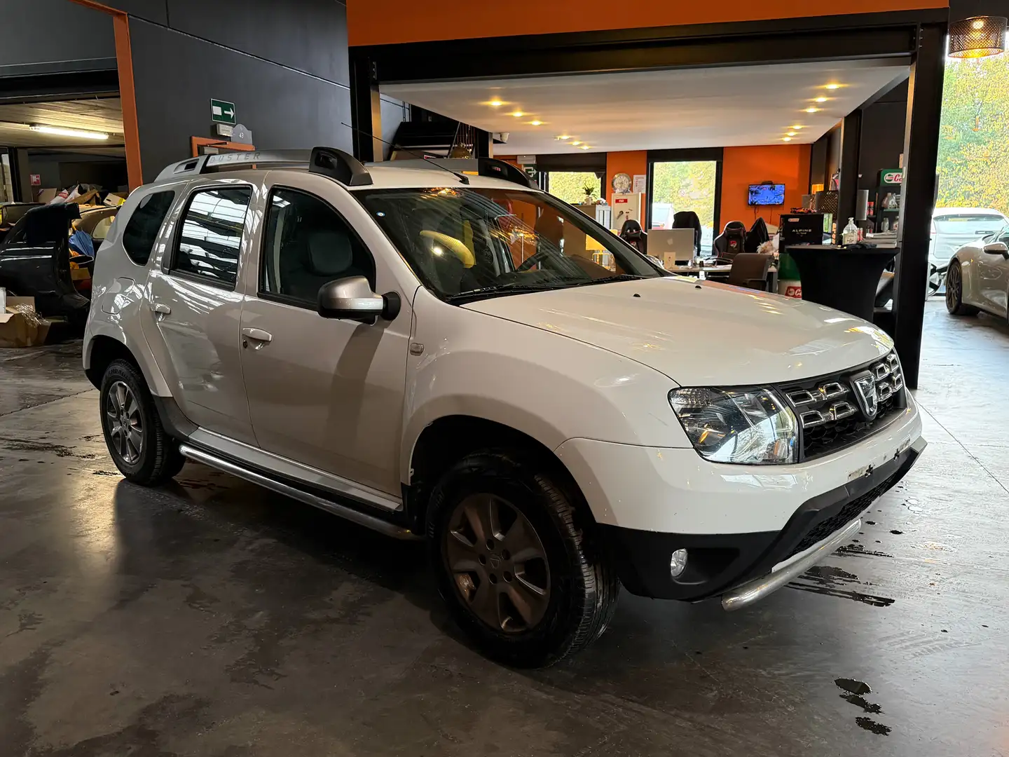 Dacia Duster Duster 1.2 TCe 4x2 Anniversary/12 MOIS DE GARANTIE Blanc - 1