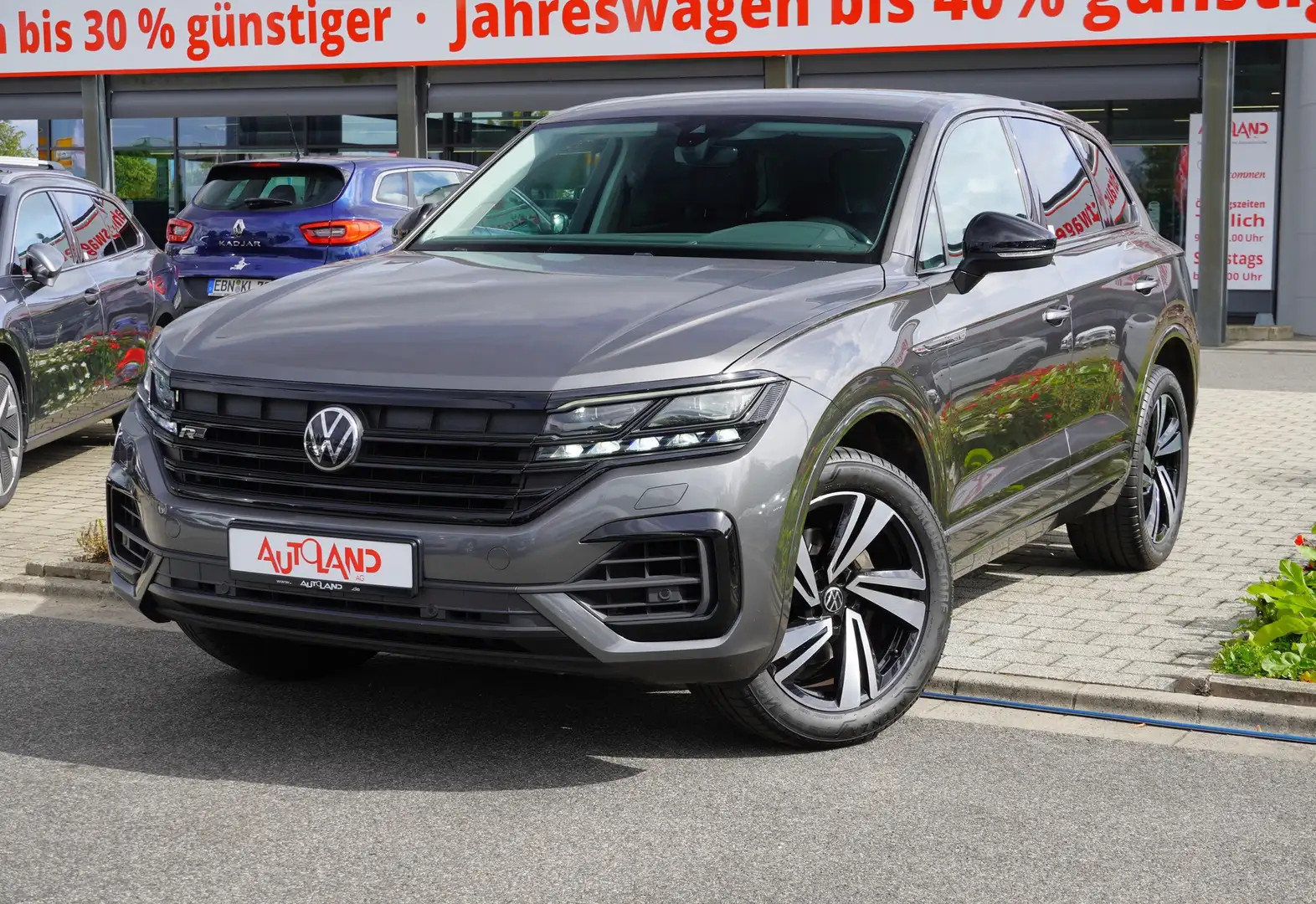 Volkswagen Touareg 3.0 V6 TDI R-Line 4M Black LED Navi AHK Gris - 2