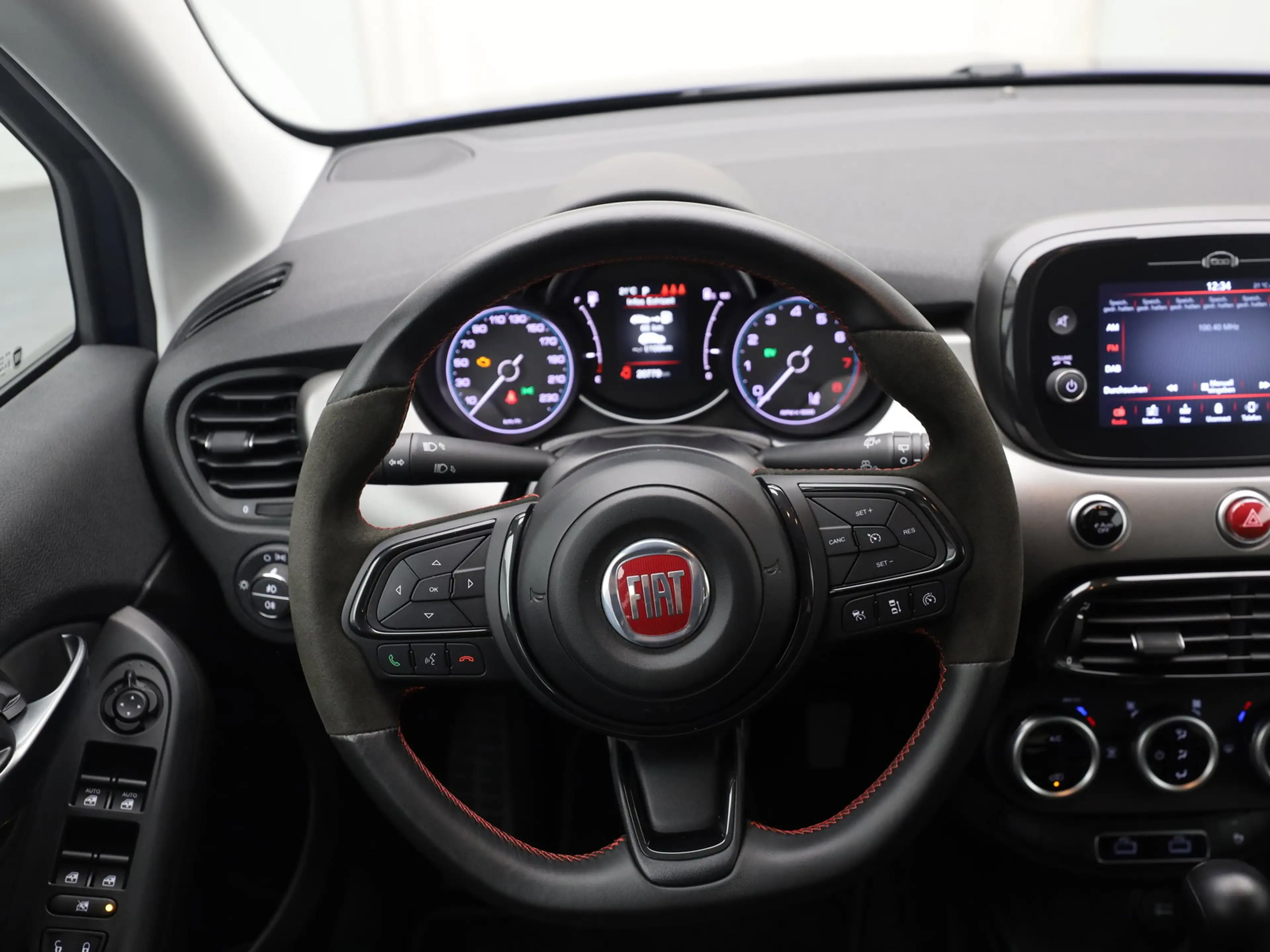 Fiat 500X SPORT 1.5 Hybrid 130 PK DCT - Panoramisch Dak - Camera - Apple Carplay - Leder — photo 13