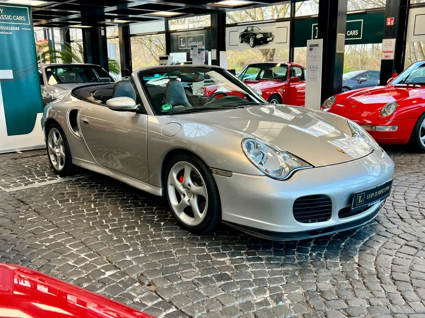 Porsche 996 911 Turbo Cabrio 6-Gang Scheckheft Argent - 1