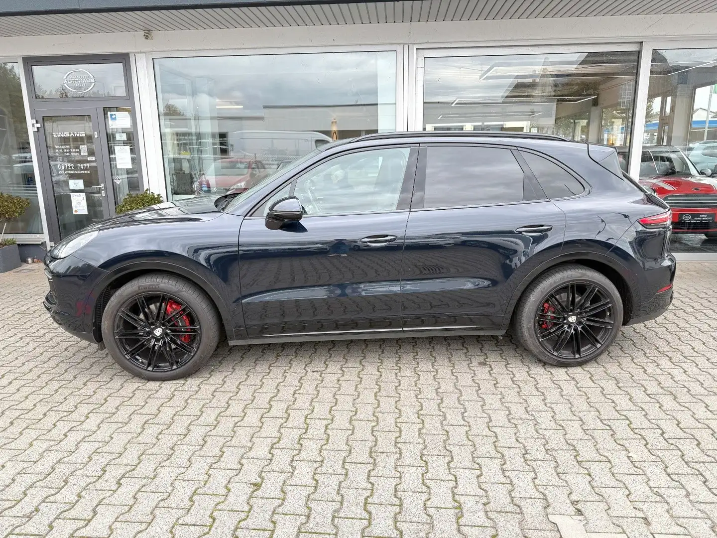 Porsche Cayenne *LUFTFAHRWERK*NAVI*SITZH*KAMERA*MWST.* Blauw - 2