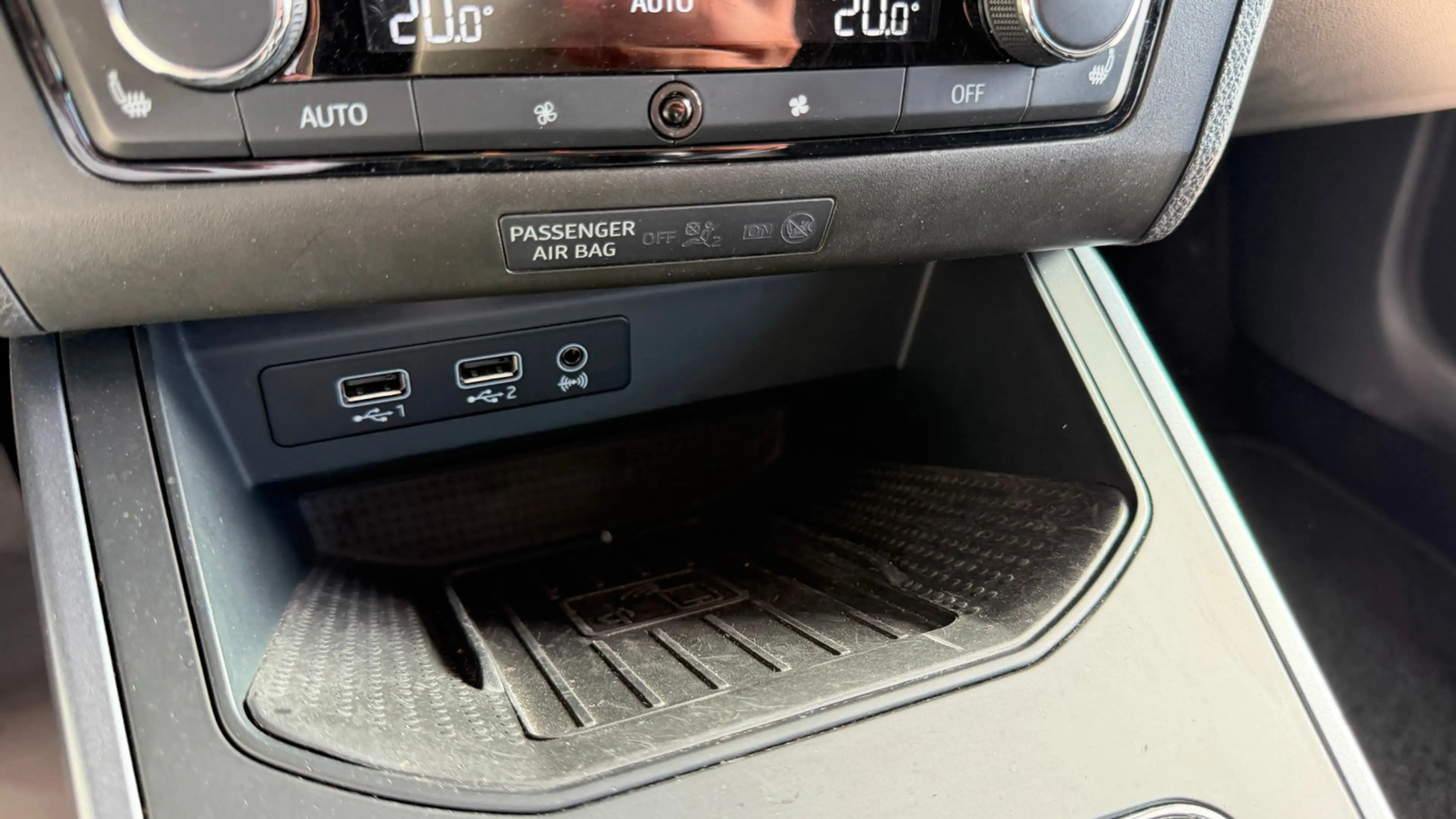 SEAT Arona Style NAVI+KAMERA+CARPLAY — photo 28