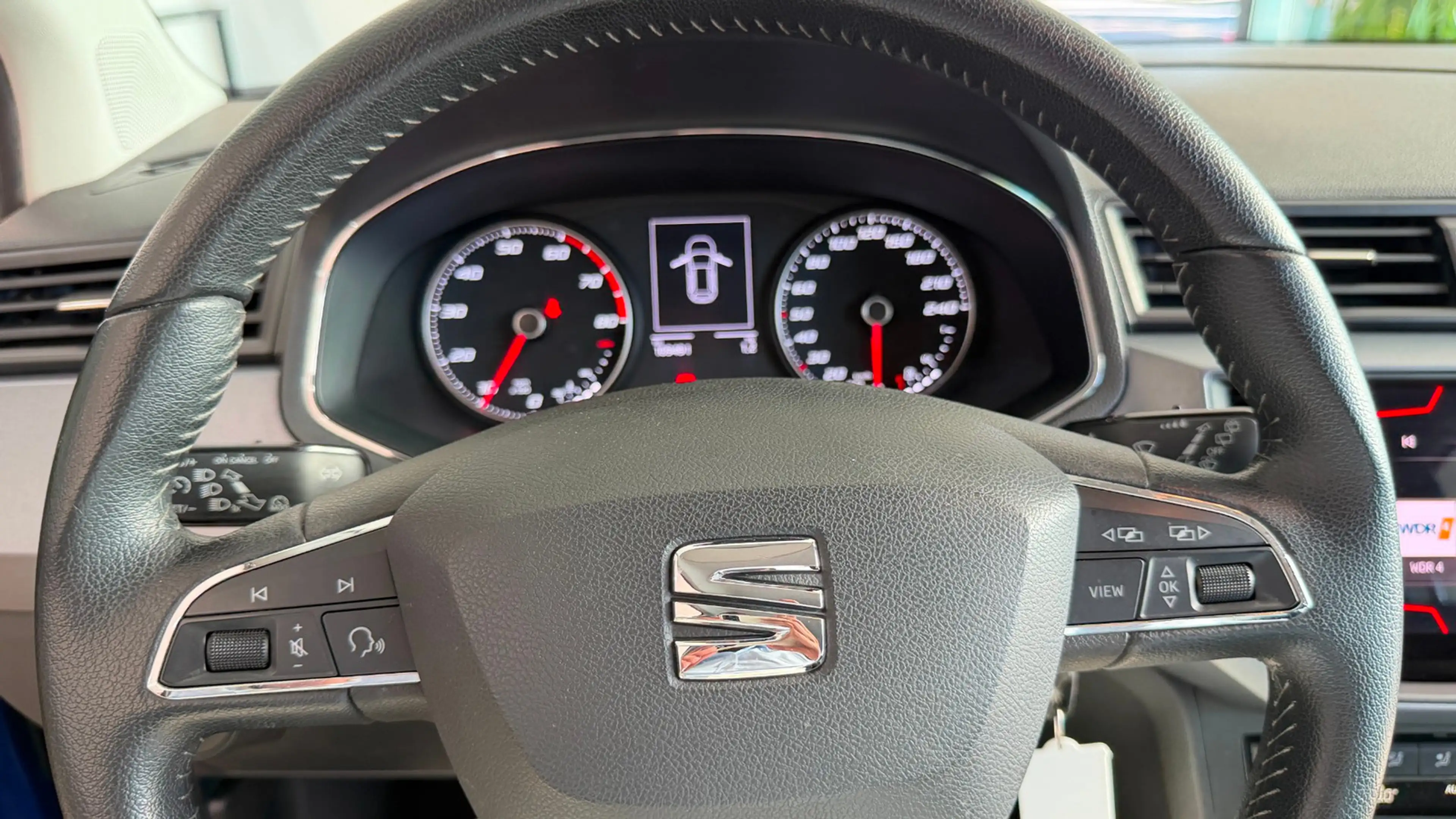 SEAT Arona Style NAVI+KAMERA+CARPLAY — photo 30