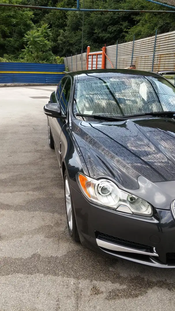 Jaguar XF 3.0d V6 Premium Luxury auto - 2