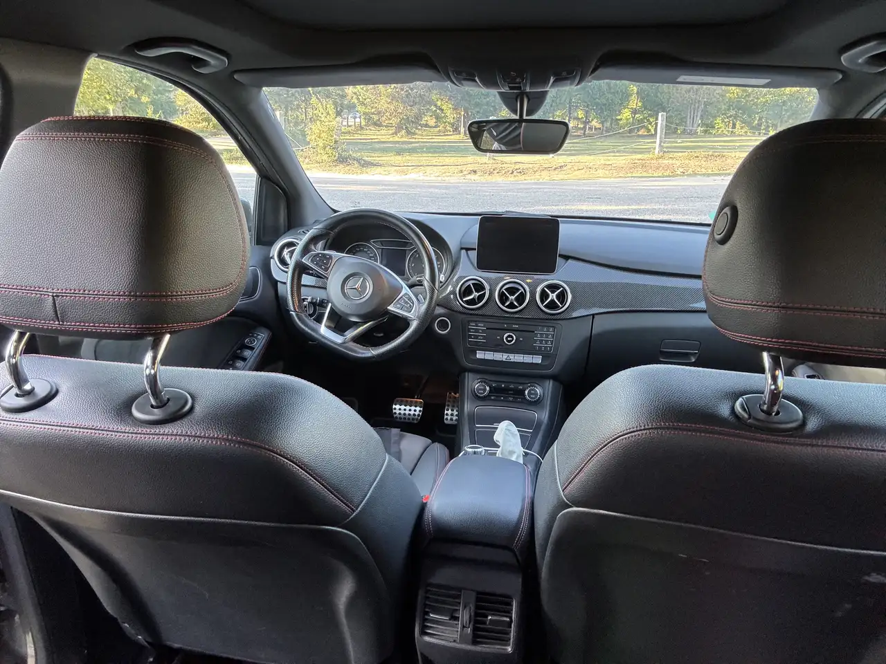 Mercedes-Benz B 200