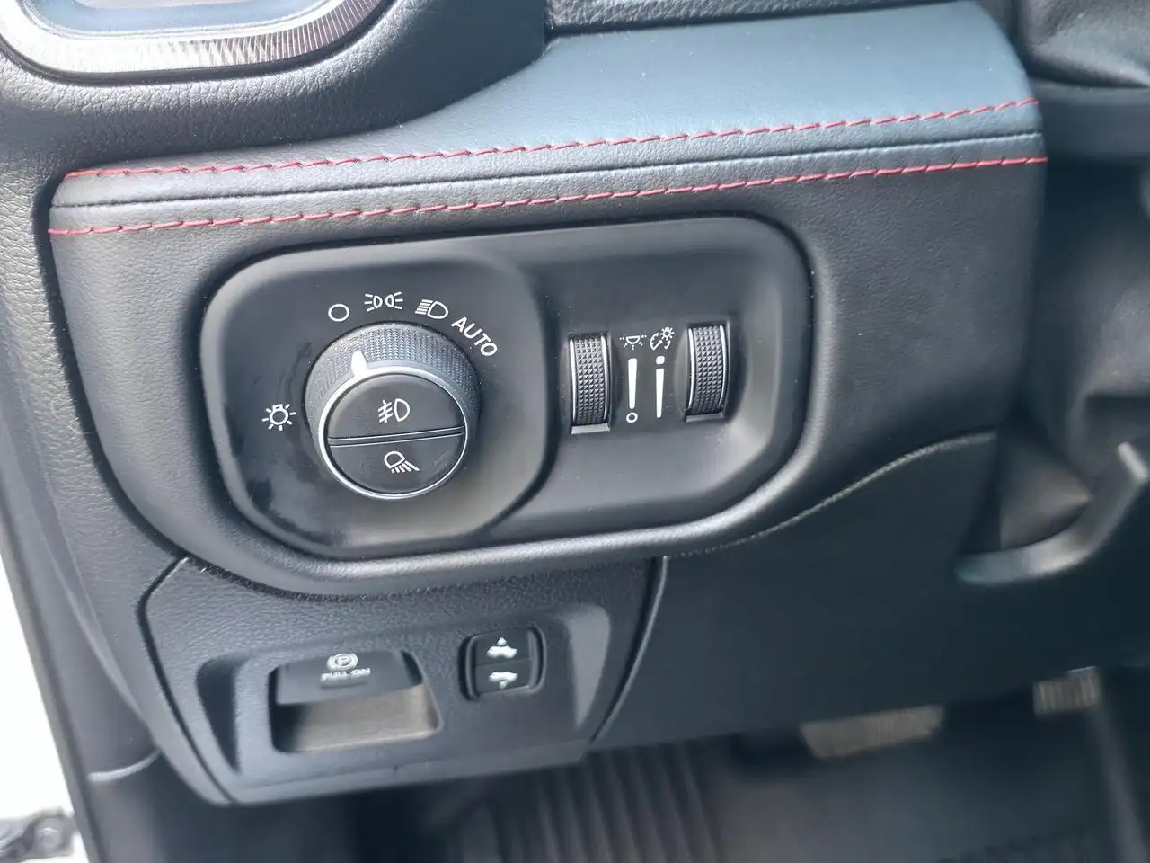 RAM 1500 fotografie RAM 1500