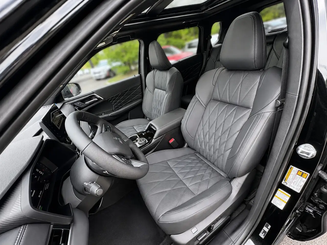 Mitsubishi Outlander снимка Mitsubishi Outlander