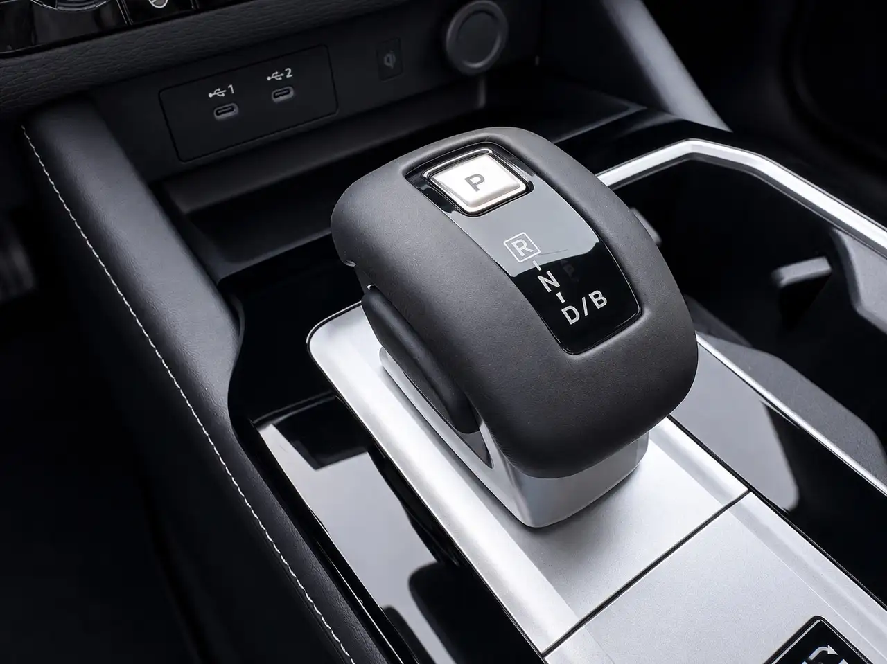 Mitsubishi Outlander снимка Mitsubishi Outlander
