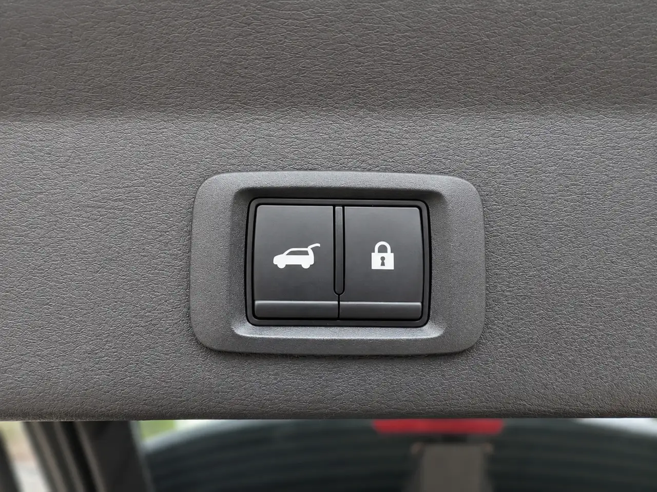 Mitsubishi Outlander снимка Mitsubishi Outlander