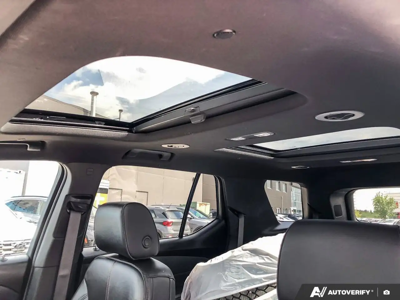 Chevrolet Traverse photo Chevrolet Traverse