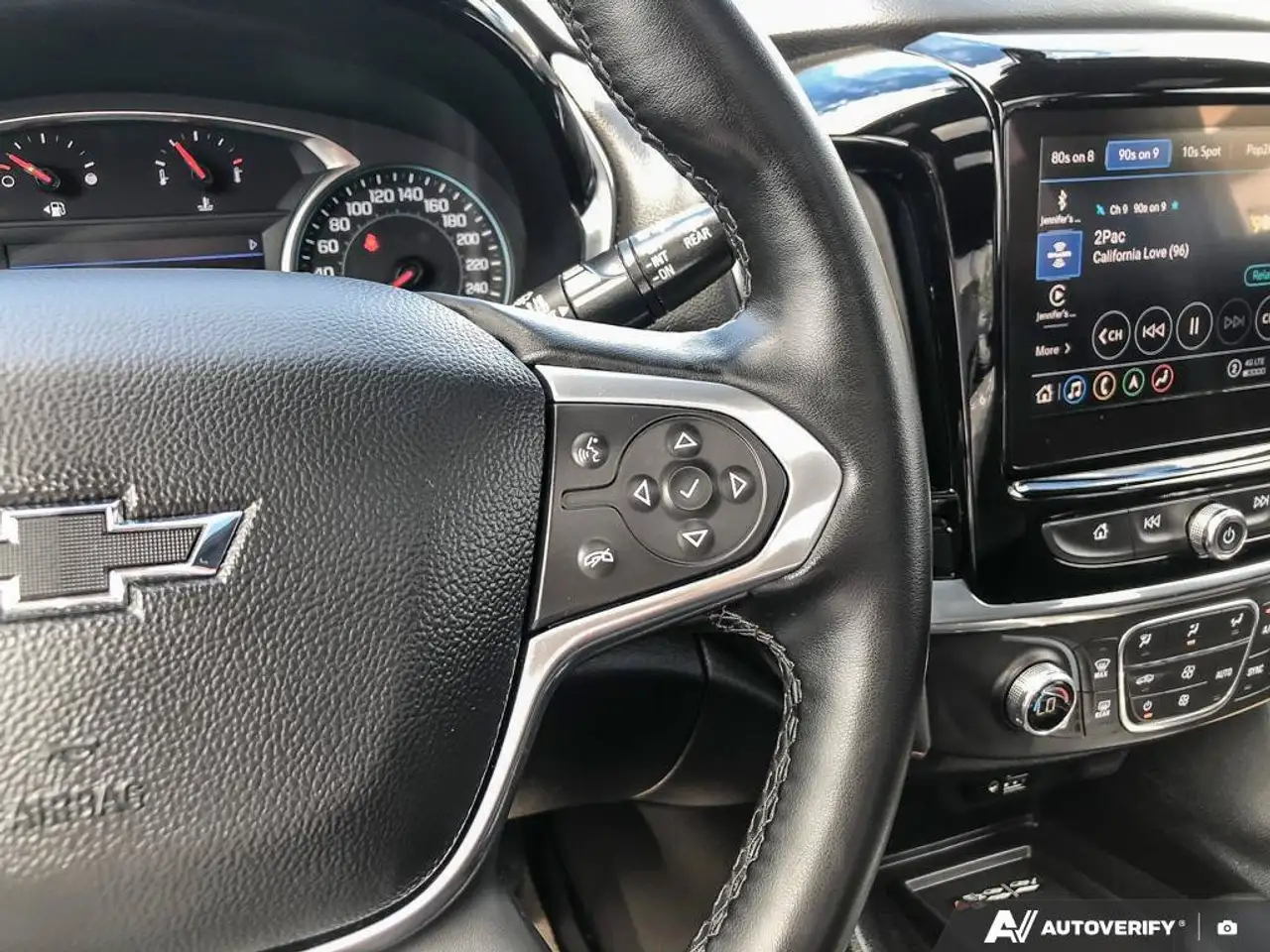 Chevrolet Traverse photo Chevrolet Traverse