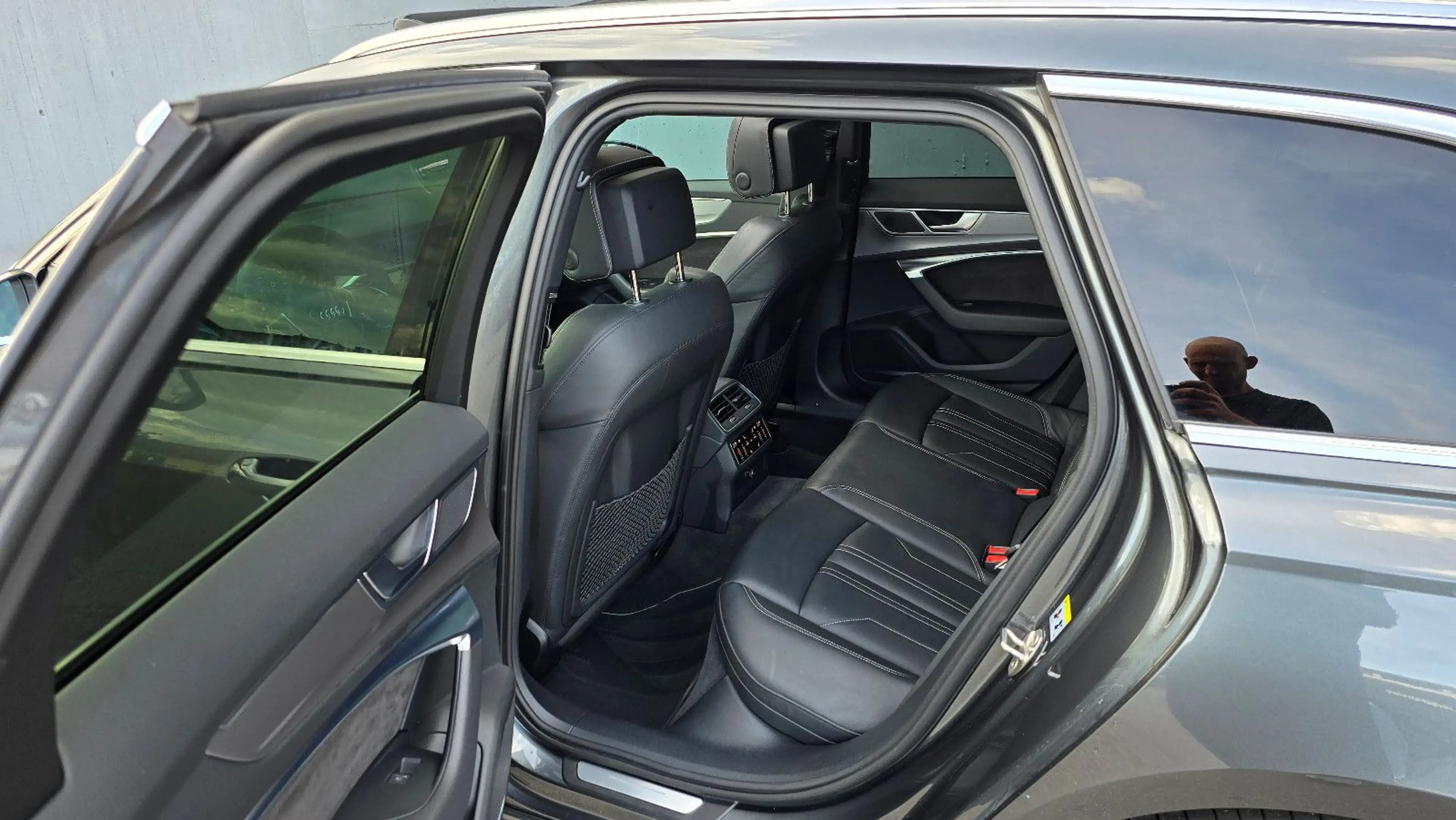 Audi A6 40TDI quattro S tronic 3 x S line Pano/Matrix — photo 9