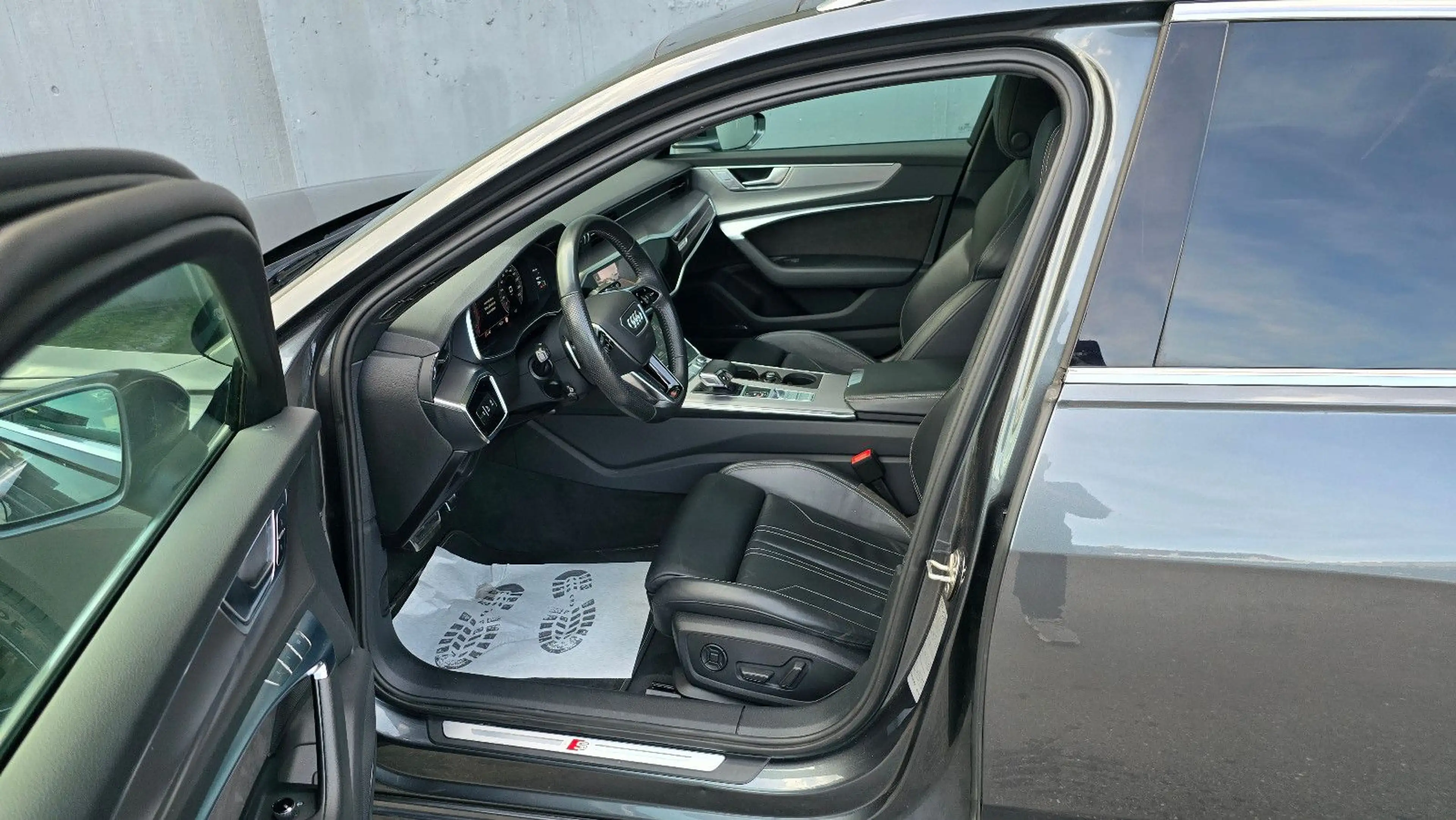 Audi A6 40TDI quattro S tronic 3 x S line Pano/Matrix — photo 6