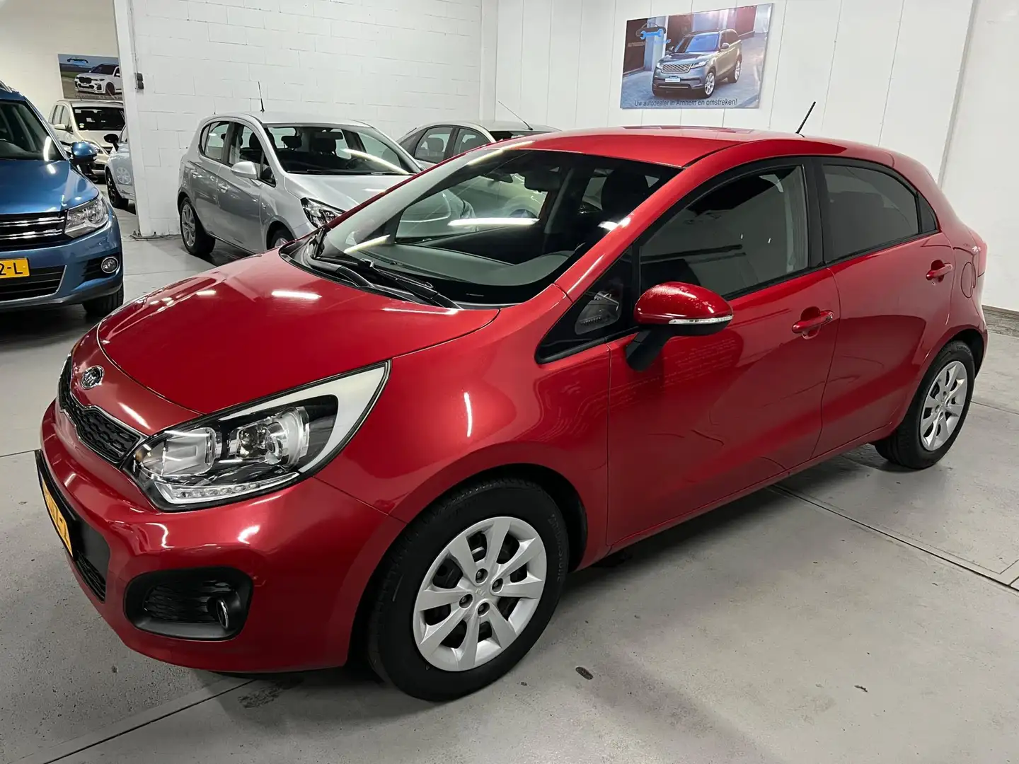 Kia Rio 1.2 CVVT Super Pack ECC / KEYLESS / START-STOP Rood - 2