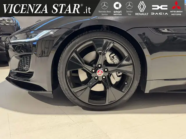 Jaguar F-Type view 5