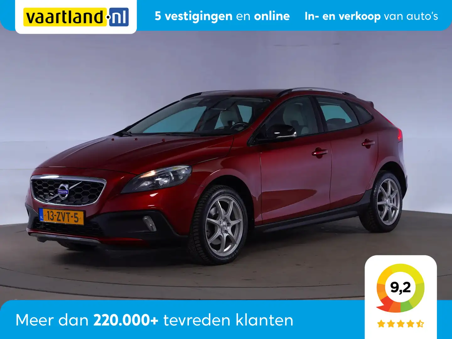 Volvo V40 Cross Country 1.6 T4 Momentum [ airco cruise lichtmetaal ] Rot - 1